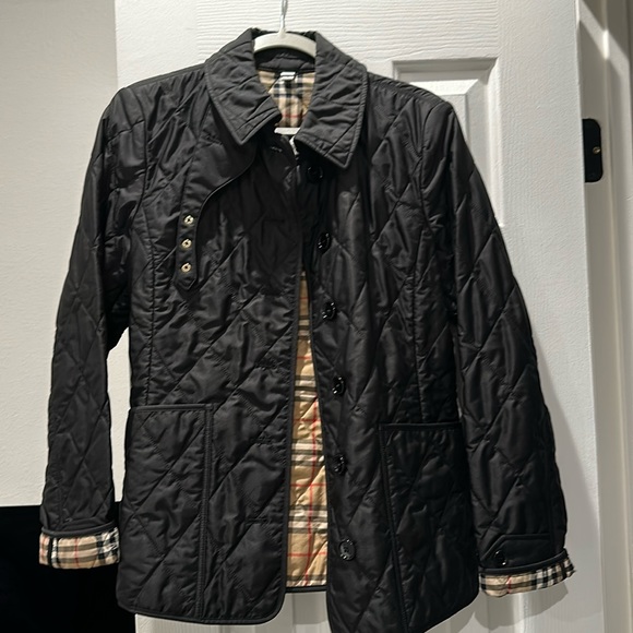NWOT Burberry Fernleigh Quilted Jacket